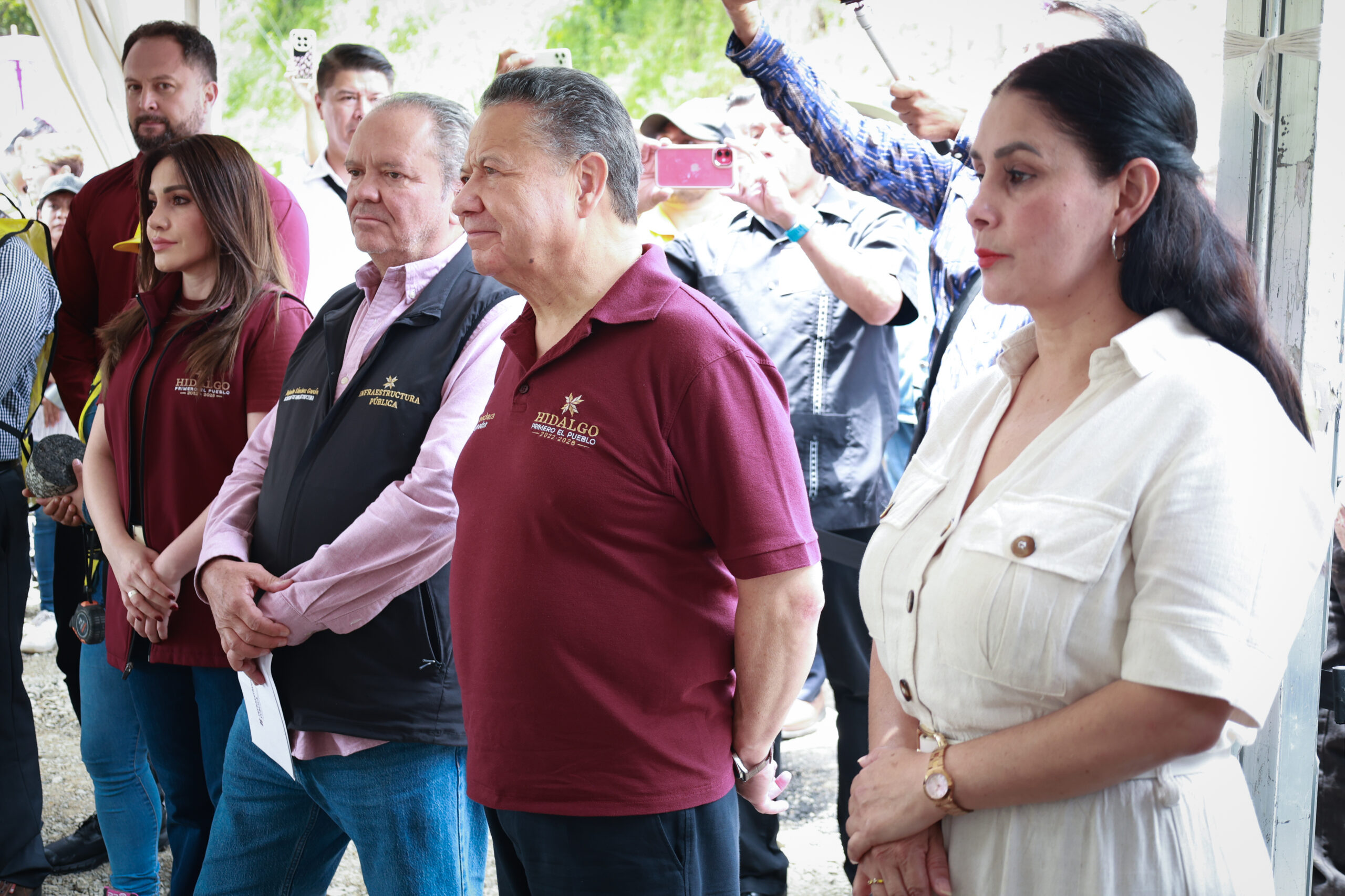 En Xochicoatlán, Julio Menchaca reafirma compromiso para reconstruir Hidalgo